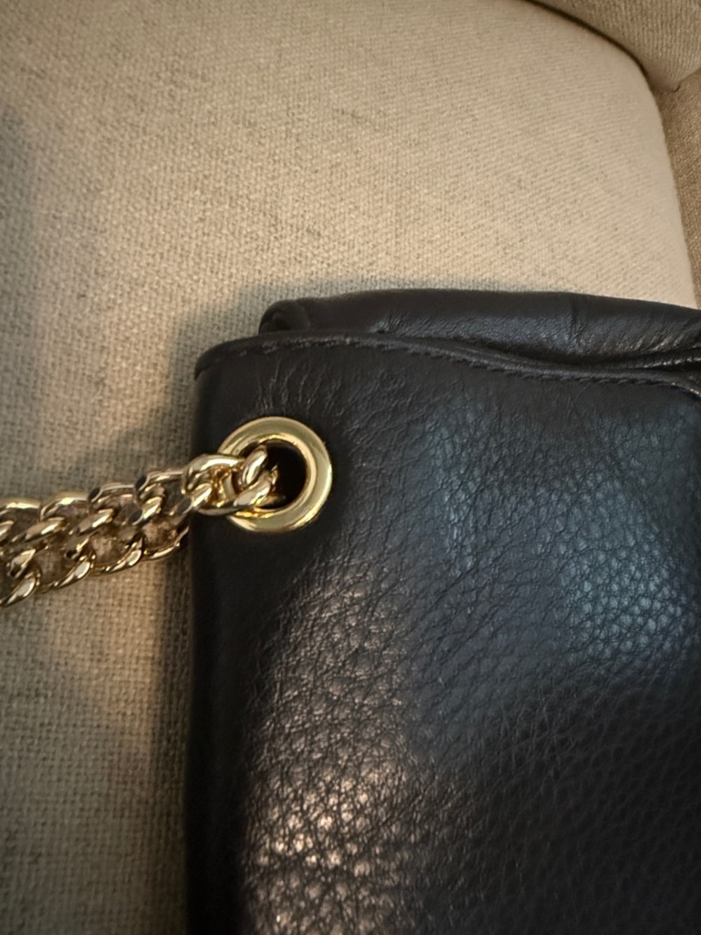 Michael Kors Black Leather Shoulder Bag with Gold Hardware - Picture 4 of 13